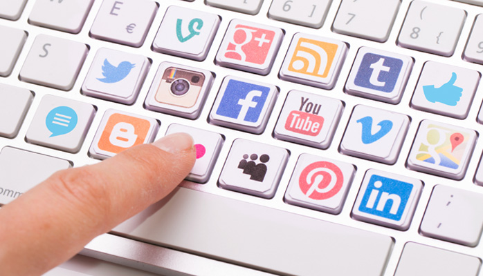 9 Effective Tips for Customer Service on Social Media