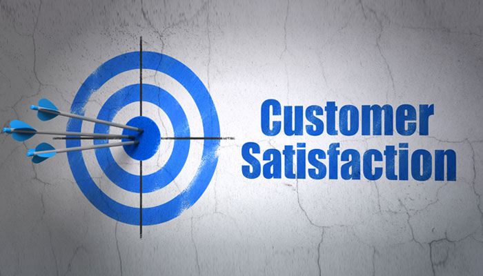 How to Blend People and Machines for Better Customer Experiences?