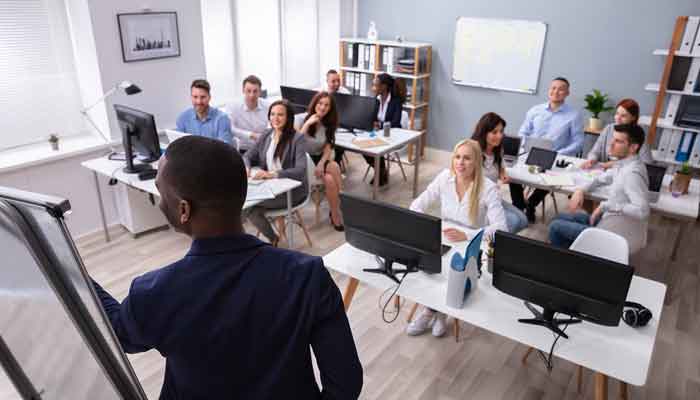 Leading the Millennials: Tips