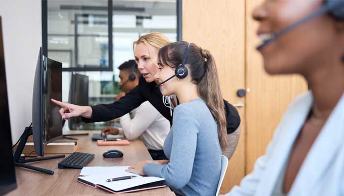 Importance of Servant Leadership in Customer Service Business